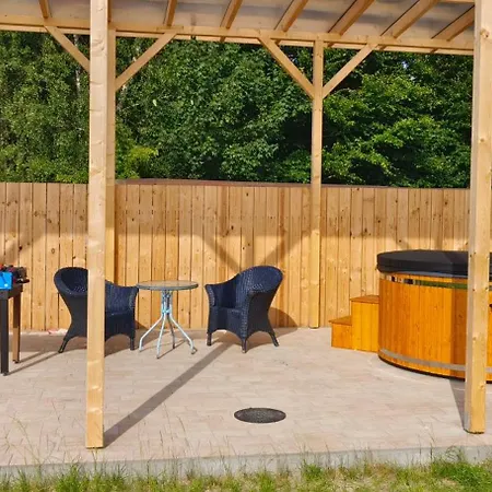 Vakantiehuis Duzy Dom Nad Morzem - Toskanski Zakatek